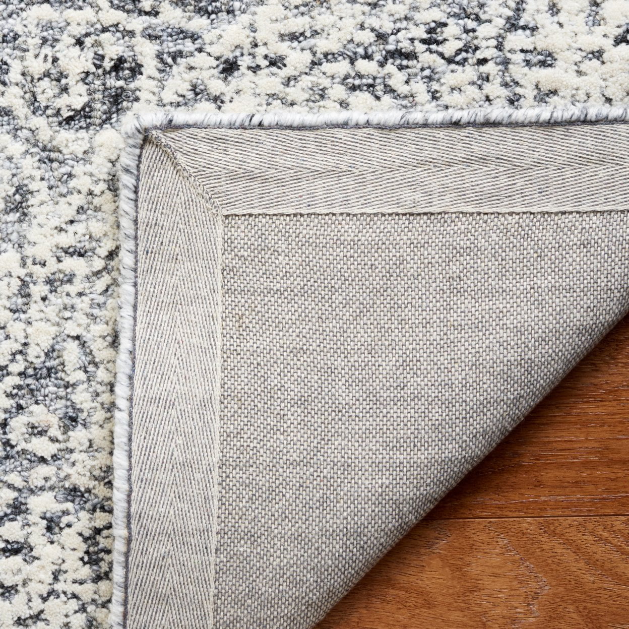 SAFAVIEH Ebony Abby Oriental Area Rug, Grey/Ivory, 3' x 5'
