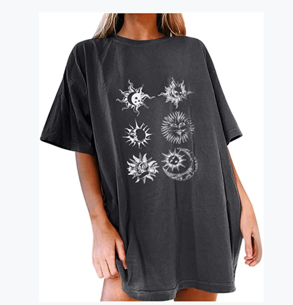 Listenwind - Womens Y2k Oversized Graphic Tee Shirts Short Sleeve Moon ...