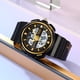 thumbnail image 4 of Reloj digital para hombre con retroiluminación LED, resistente al agua, con alarma y cronómetro. Reloj deportivo informal para hombre y niño., 4 of 9