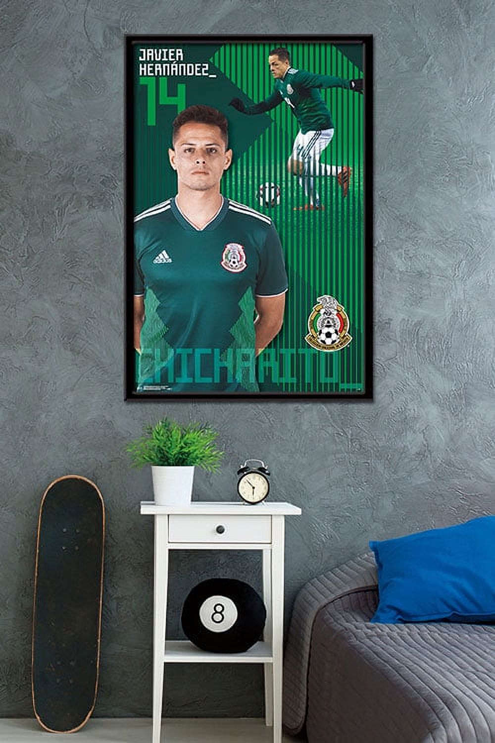 Mexico National Soccer Team - Javier Hernández - image 2 of 2