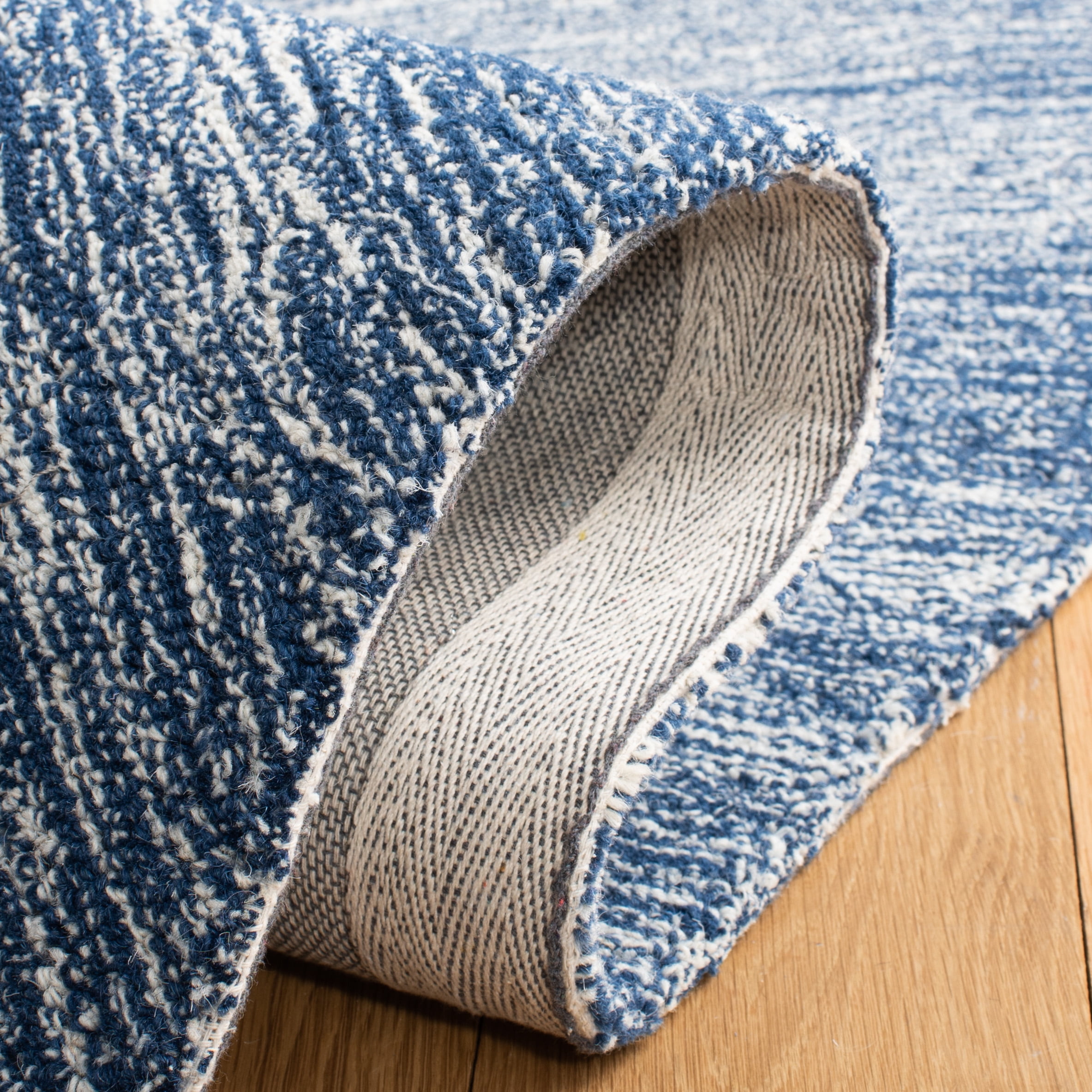 SAFAVIEH Micro-Loop Carbrey Sunburst Area Rug, Blue, 8' x 10'