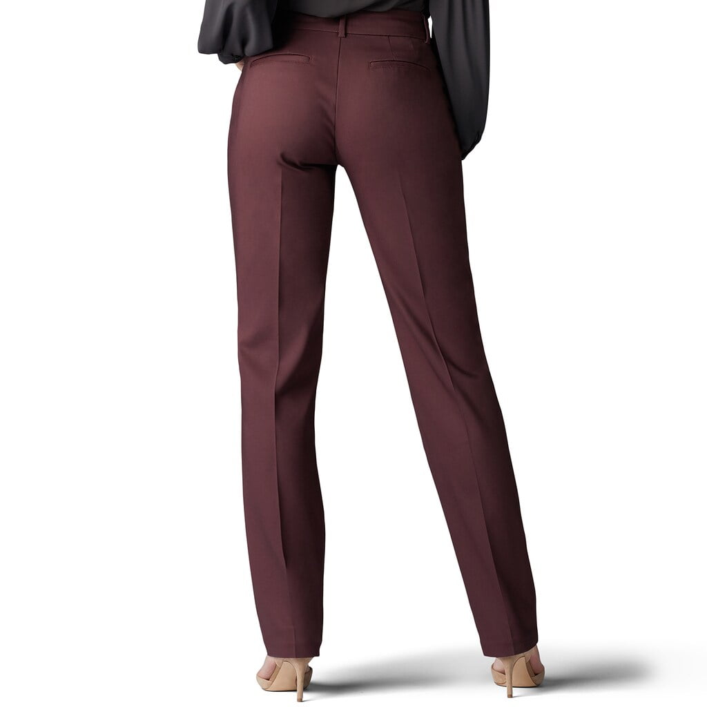 lee secretly shapes pants