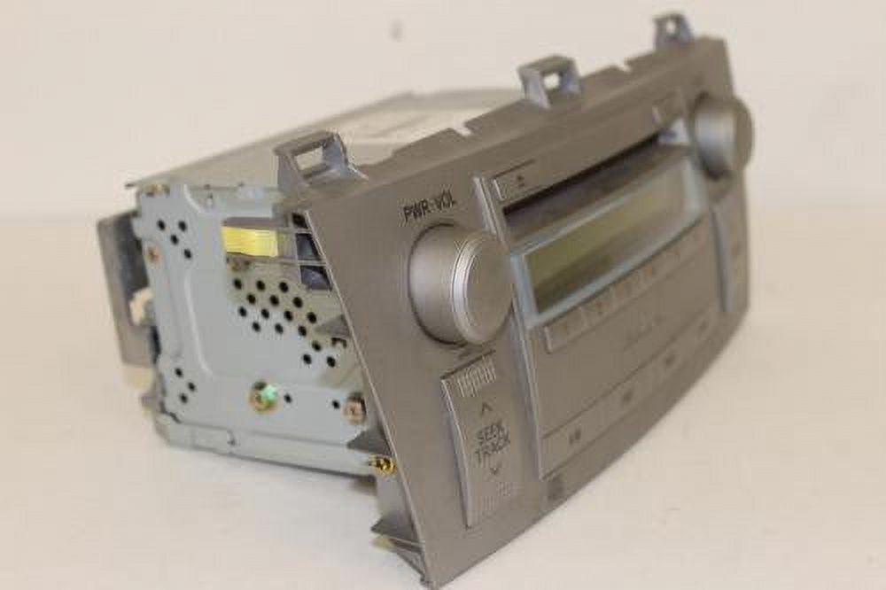 2004-2006 TOYOTA SOLARA RADIO STEREO  CD PLAYER 86120-AA140