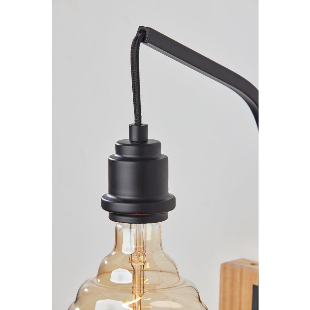 Adesso Wren Wall Lamp
