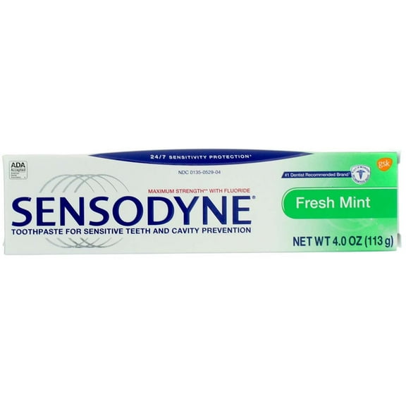 Sensodyne Fluoride Toothpaste, Maximum Strength, Fresh Mint 4 oz (Pack of 6)
