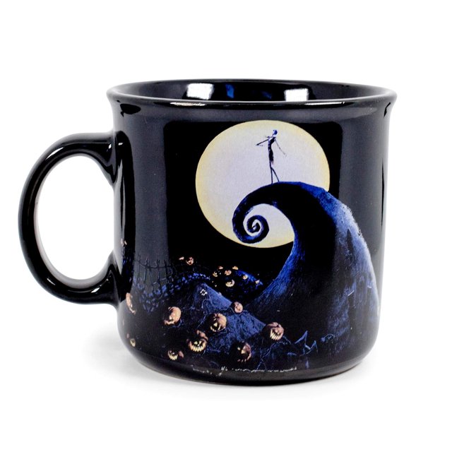 Taza Camper Silver Buffalo The Nightmare Before Christmas