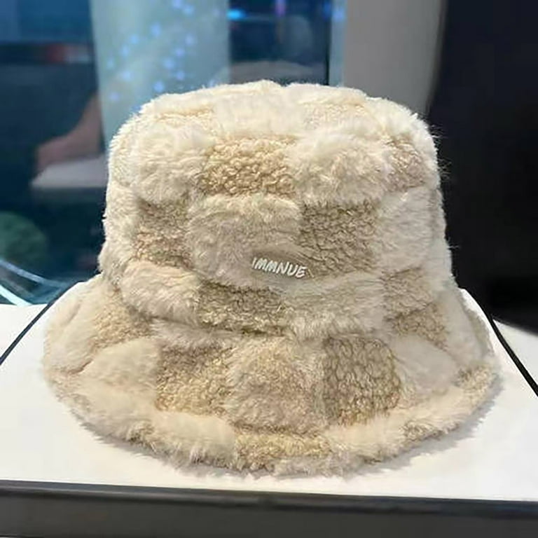 qolati Fuzzy Bucket Hat for Women Puffy Faux Fur Checkered  display picture 2