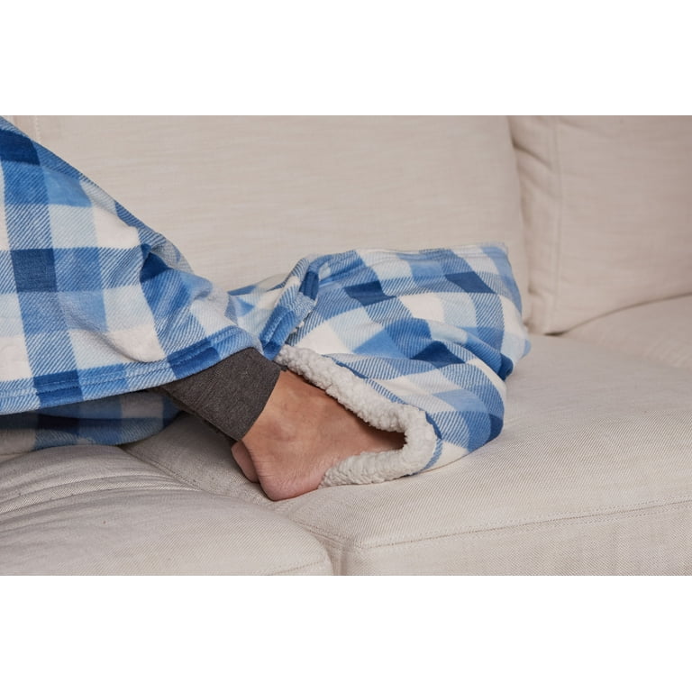 Cuddl Duds Oversized Throw Blanket with a Sherpa Foot Pocket 50 x 70