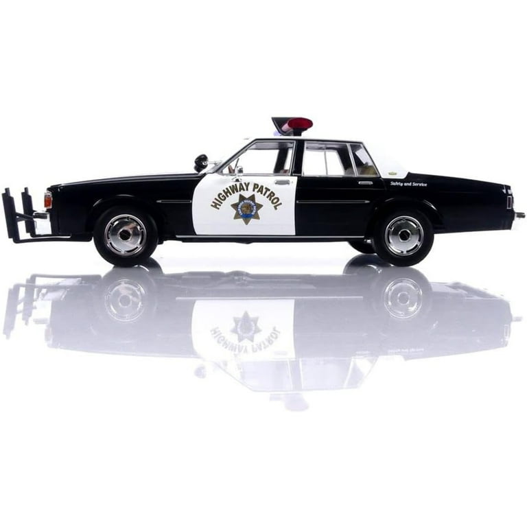 1/18カリフォルニアハイウェイパトロール（CHP） 1989シボレー・カプリス 1989 Chevrolet Caprice Police Black and White California Highway