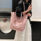 thumbnail image 4 of Bolso de hombro versátil de gran capacidad para mujer, bolso de hombro sencillo y de doble uso, de moda, primavera y verano de 2025, 4 of 5