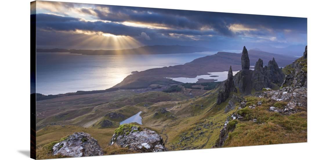 Old Man of Storr, Isle of Skye, Scotland. Autumn (November), Scenic