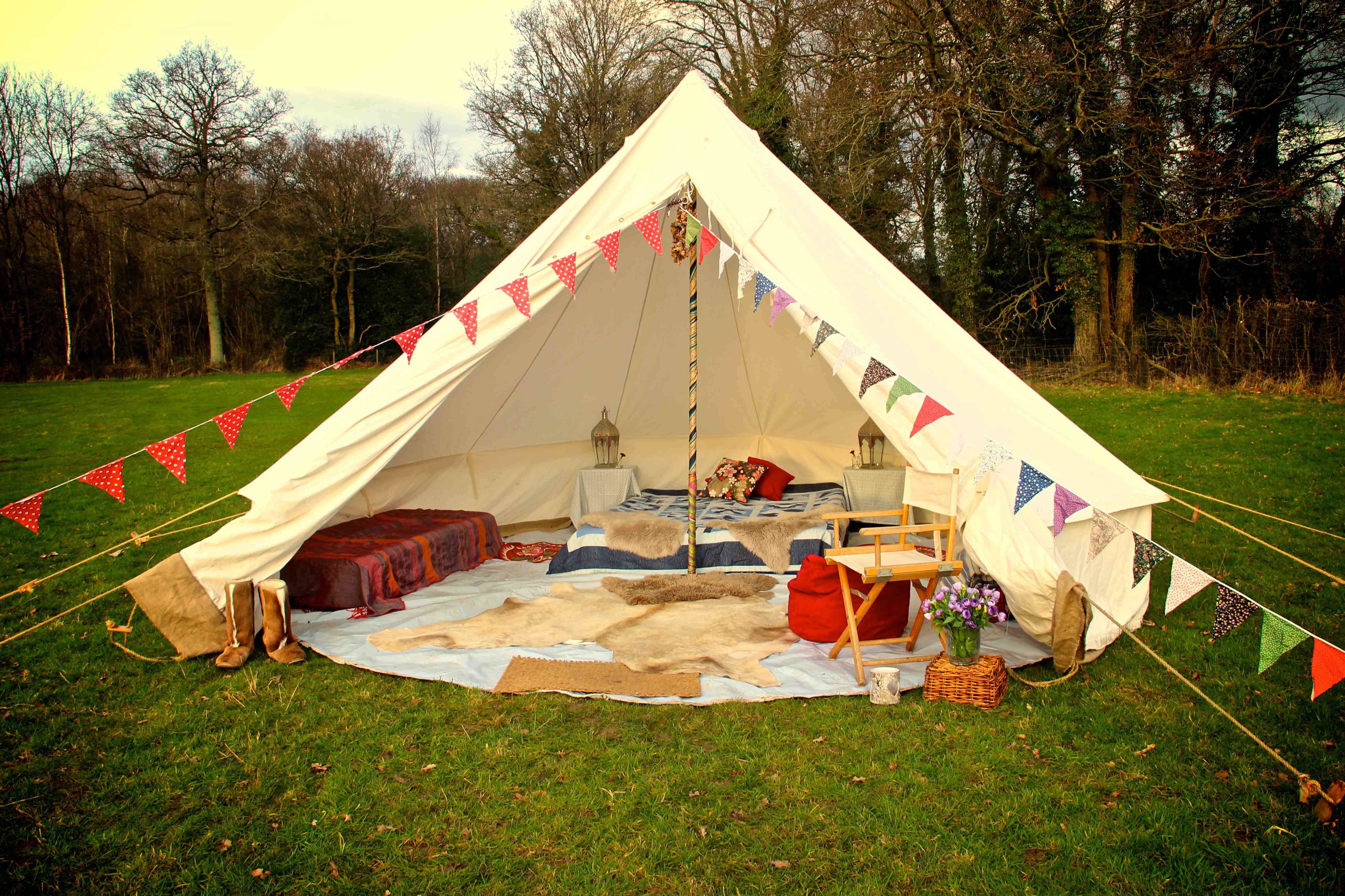 Latourreg Outdoor Glamping Waterproof Cotton Canvas 16.4ft(5M) Bell Tent with Side-Wall Stove Jack Glamping Yurt Tent with Mesh Screen Door and Windows