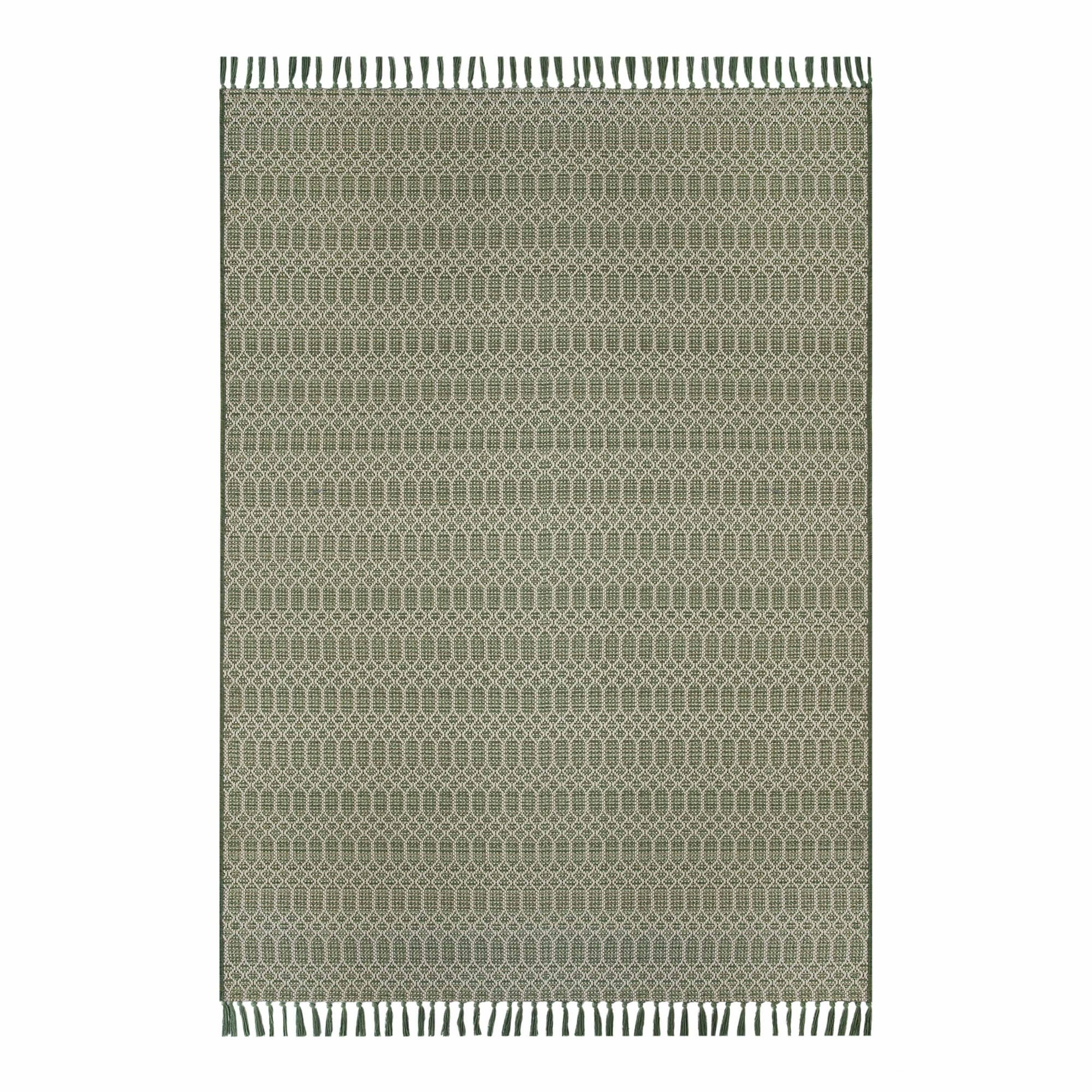 Better Homes & Gardens 7' x 10' Green Tassel Outdoor Rug