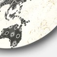 thumbnail image 3 of Designart 'carte des Médaillons' Art Mural Rond en Métal Traditionnel - Disque de 36, 3 of 5