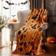 thumbnail image 4 of Manta de Franela de Halloween con Estampado Digital de Calabaza y Fantasma | Ideal para Usar En Casa | Manta de Franela Multicolor de 150 X 99 Cm | 1 Unidad | Ligera y Acogedora | Perfecta para Decor, 4 of 6