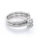 thumbnail image 3 of JeenMata Anillo de Compromiso Solitario con Engaste Pavé de 4 Puntas Corte Ovalado de 1,5 Quilates, Filigrana Art Déco Milgrain, Conjunto de Trío Nupcial, Baño de Oro Blanco de 18 K sobre Plata, 3 of 6