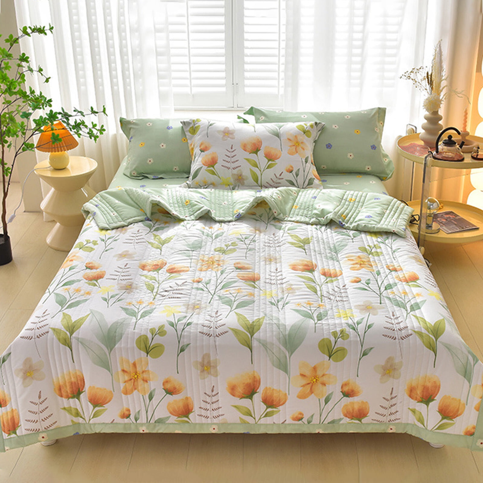 InsCrazy Cooling Comforter Queen Size Skin-friendly and Keep Adults Cool on Warm Nights