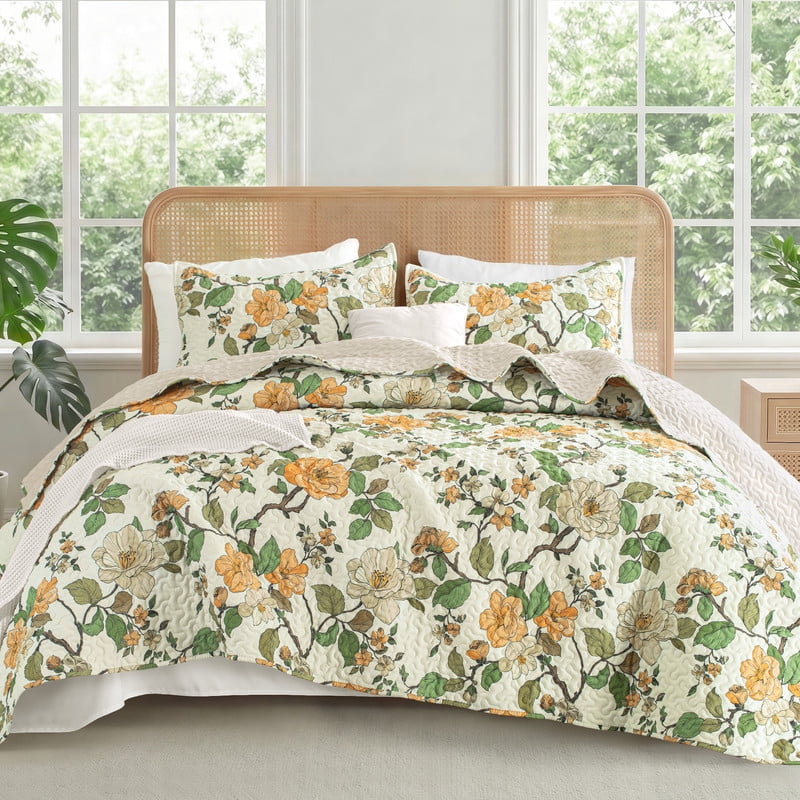 Exclusivo Mezcla Floral Twin Size Quilt Set, Yellow Twin Quilt Bedding Set with Cottagecore Garden Pattern, Reversible Lightweight Bedspreads Coverlets (68"x88")