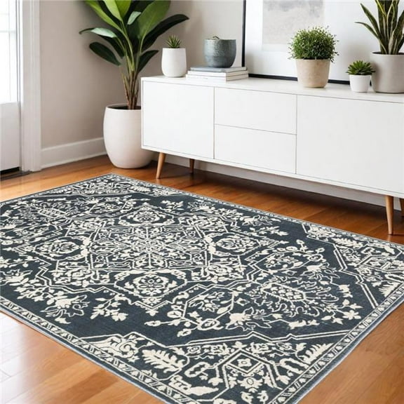 HomeRoots 574724 4 x 6 ft. Oriental Rectangle Area Rug, Blue & Ivory