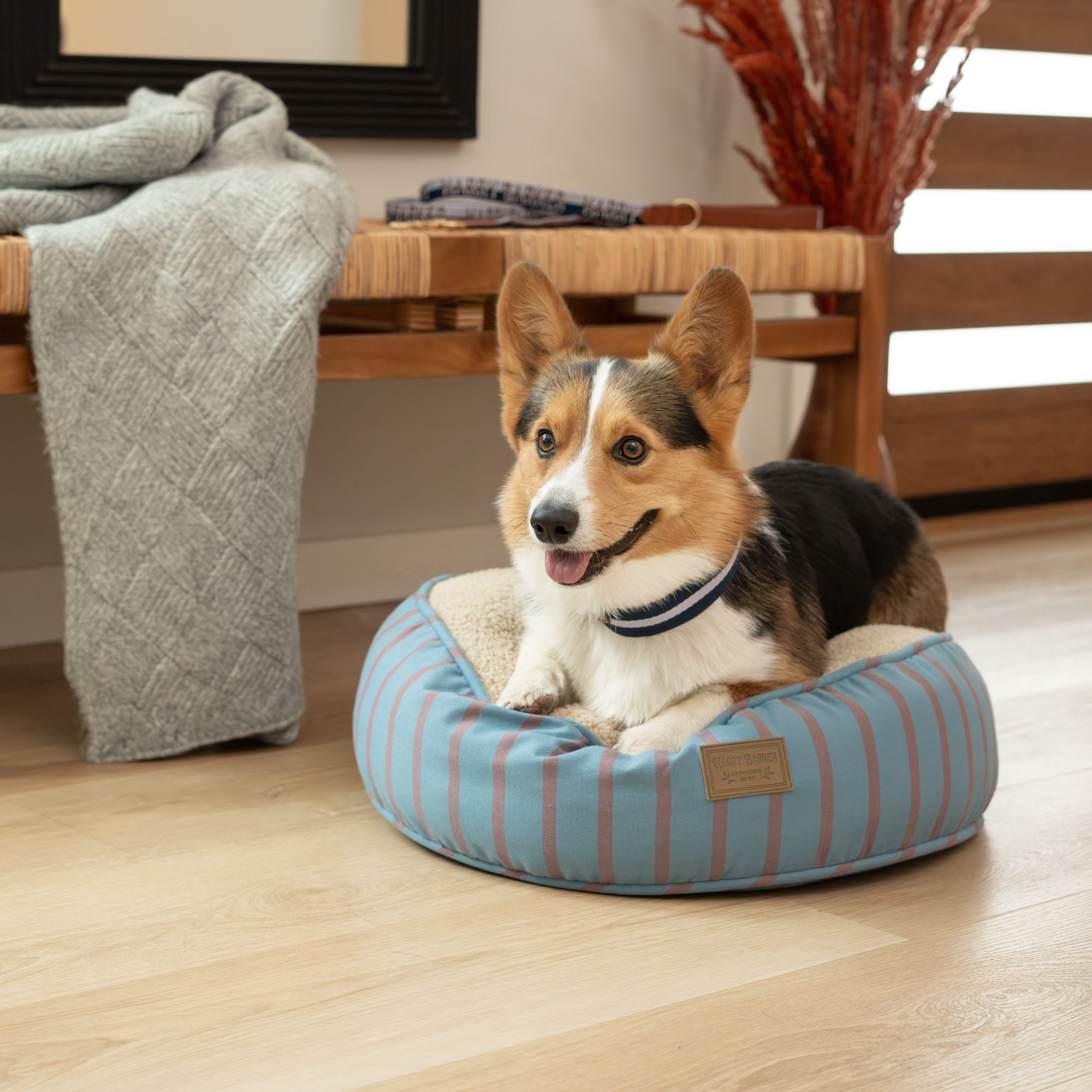Harry Barker Blue Stripped Sherpa Pouf Bed, One Size