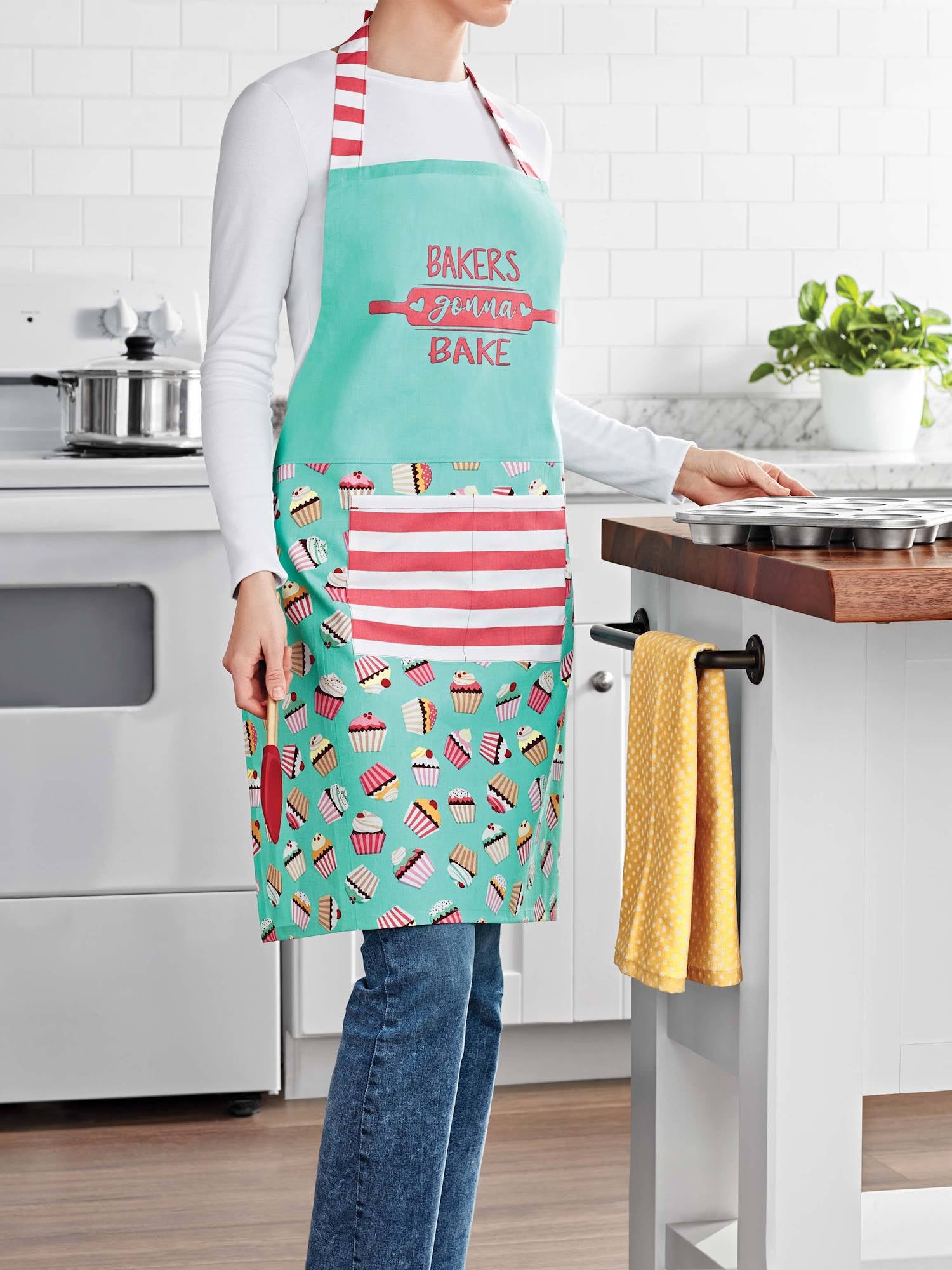 Mainstays Chef Kitchen Apron, 28" x 32" Cupcake Cotton Bib Apron with Pockets for Cooking, Baking, Gardening in Turquoise