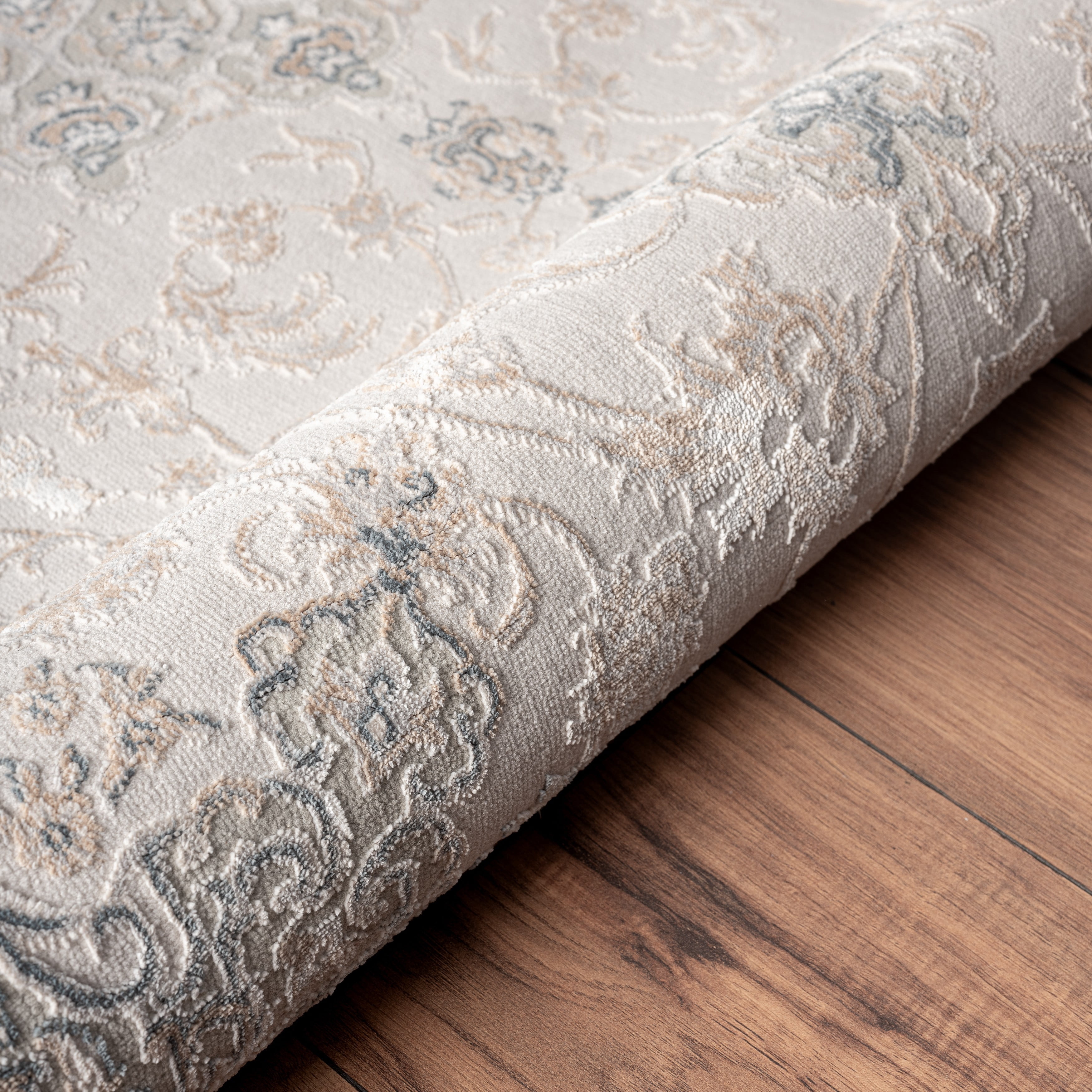 LR Home Imara Ilraz Gray Persian Medallion Polyester Area Rug, 7'9" x 10'9"