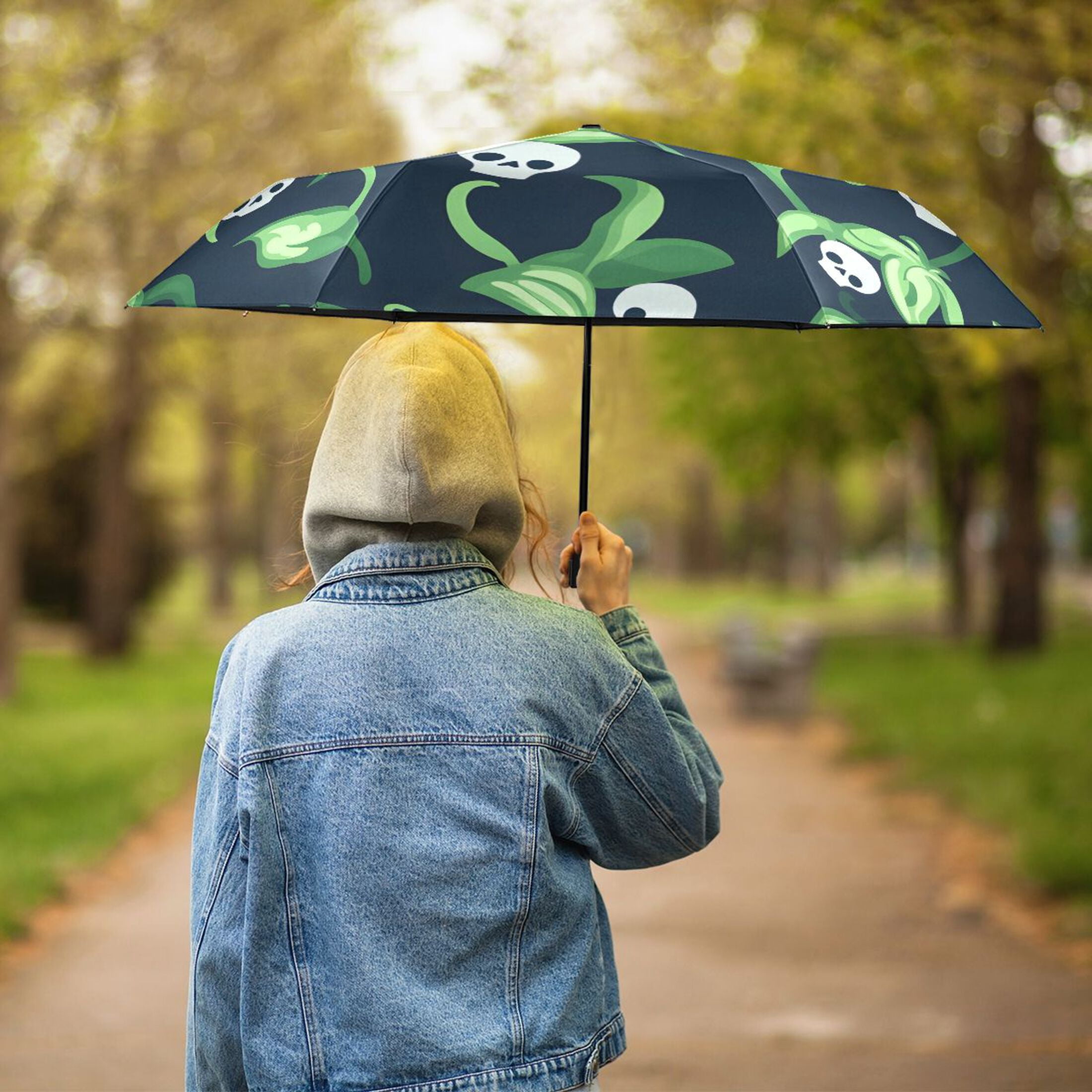 ALAZA Leaf Skulls UPF 50+ Compact Folding Umbrella for Rain Travel Umbrella Packable
