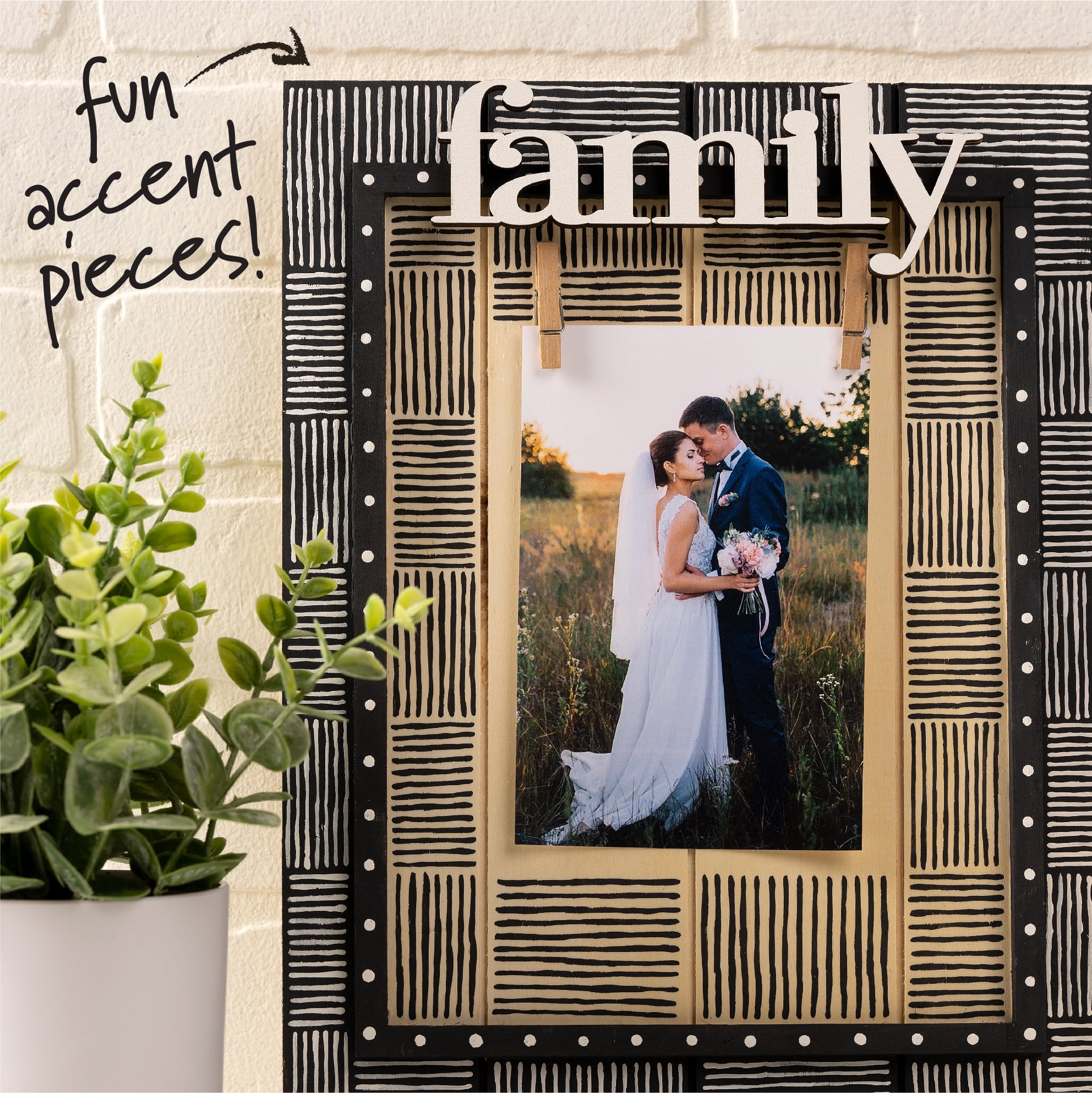 (3 pack) Plaid Wooden Word Surfaces, Family