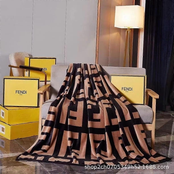 Light Luxury Flannel Blanket Big Brand Comfortable Blanket Sofa Nap Blanket