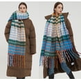 thumbnail image 4 of Bufanda de cachemira de lujo para mujer, chal a cuadros, cálido, bandana, pashmina, borla larga, manta gruesa, novedad de 2022, 4 of 5