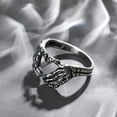 thumbnail image 4 of ER Anillo de mano Hell Ghost, anillo retro de moda para hombres y mujeres con personalidad dominante (compre uno y llévese otro gratis) Talla S oso de fresa Electrónica, 4 of 4