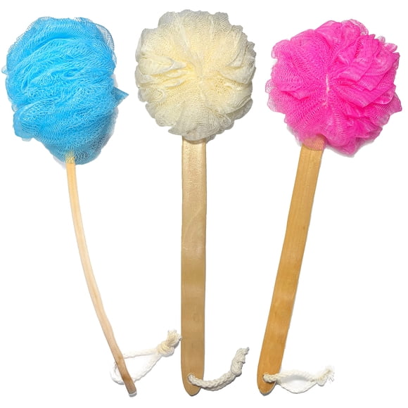 Paquete de 3 cepillos exfoliantes para espalda de baño de lufa luffa en un palo – Mango largo de madera con radián es ergonómico para hombres y mujeres – Esponja de ducha para el cuerpo, paquete de 3