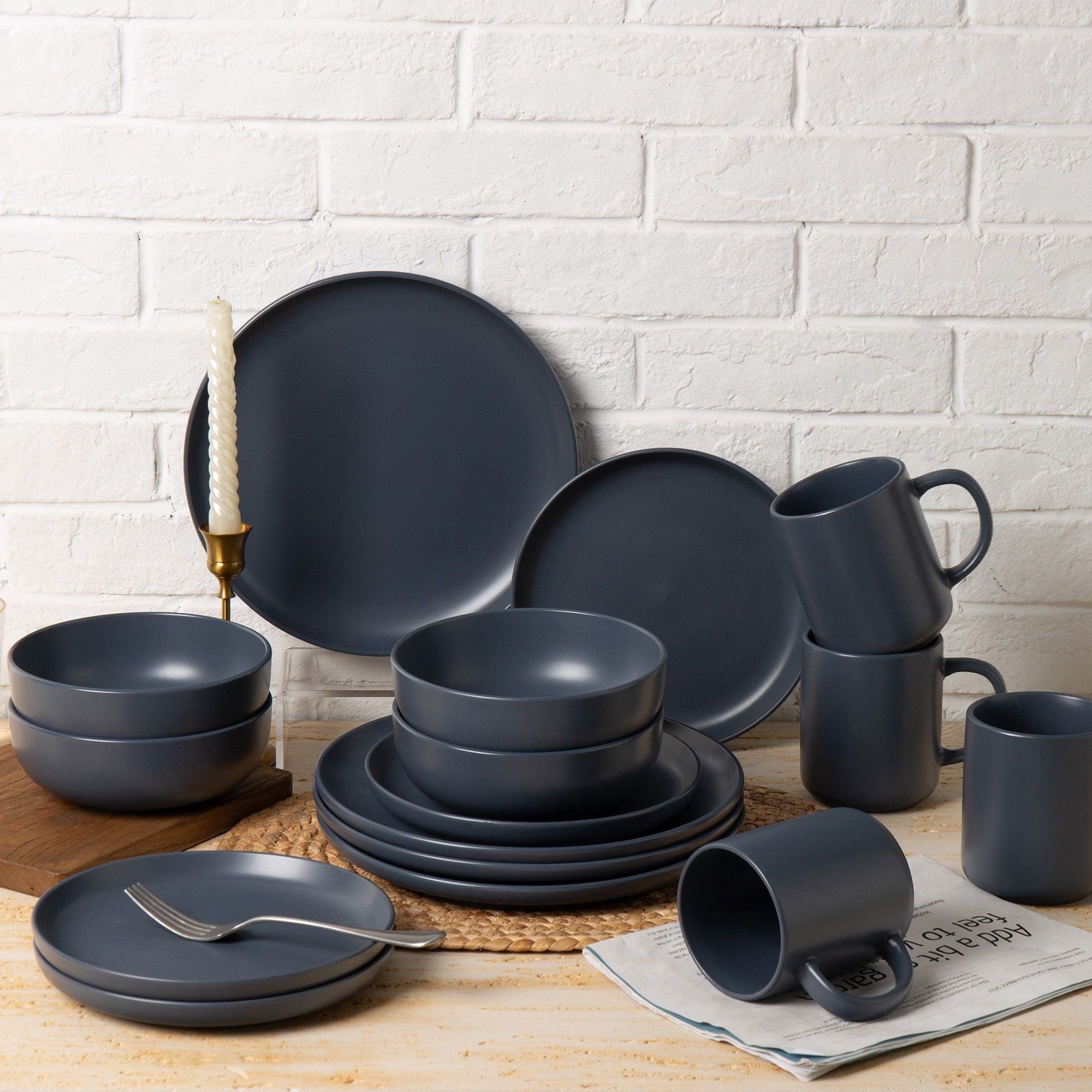 12-Piece Stoneware Dinner Plates Bowls Sets, Microwave & Dishwasher Safe, Non-Toxic Dinner Plates Bowls Set, Stackable Matte Glaze Kitchenware for 4