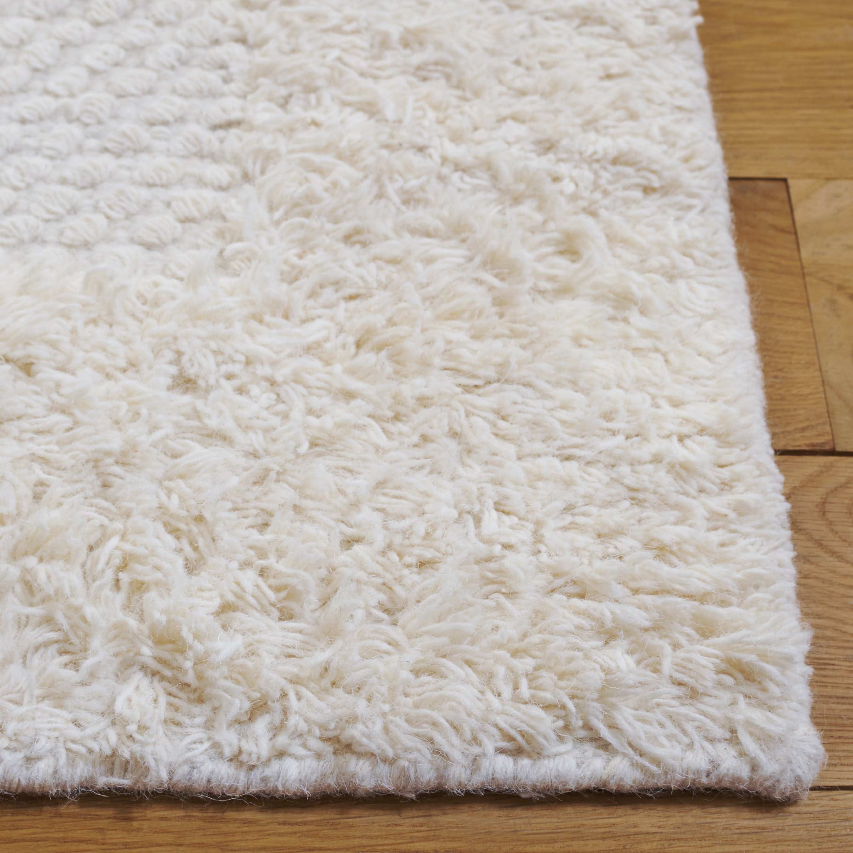 Safavieh Kenya Ulysses Solid Area Rug, Ivory, 6' x 6' Square
