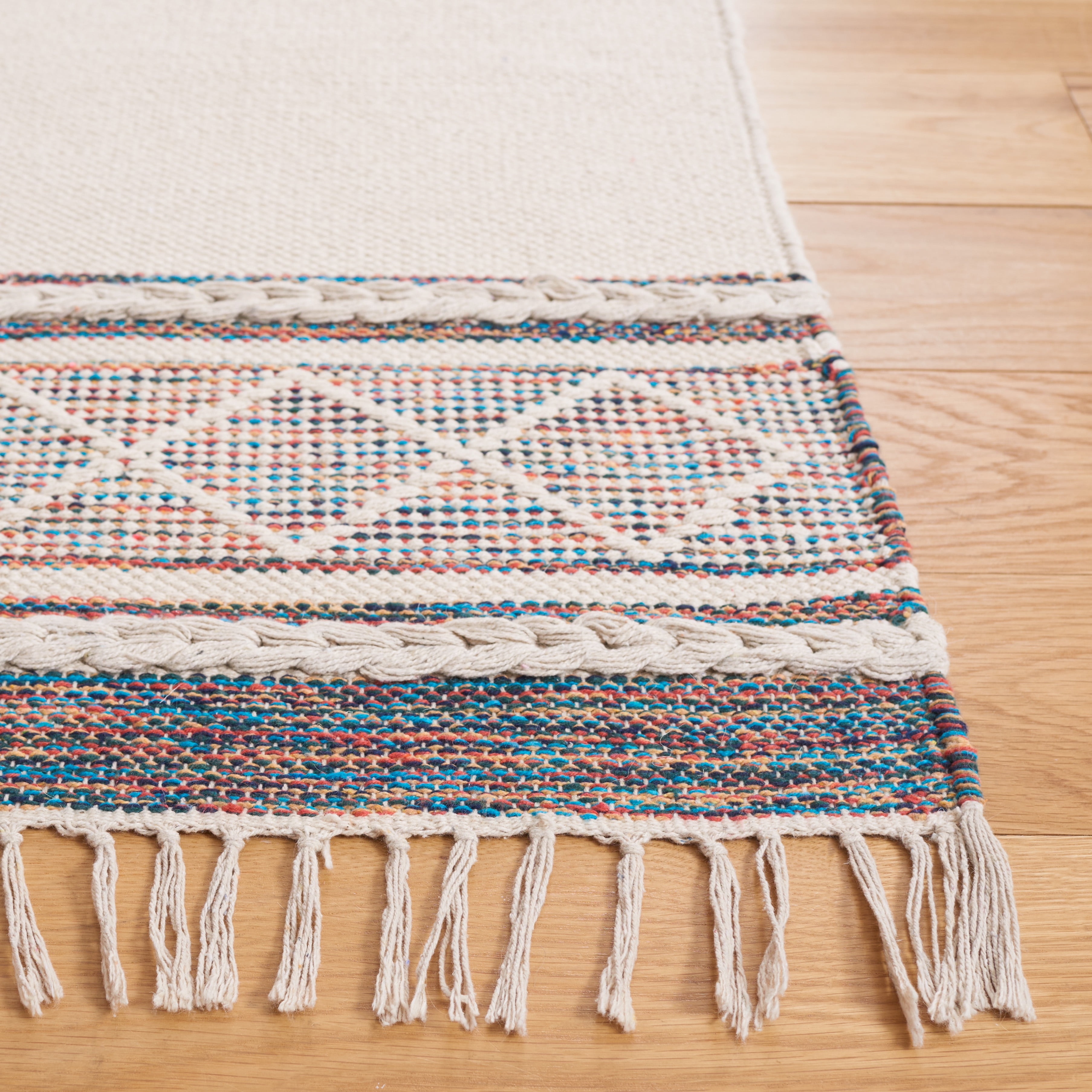SAFAVIEH Montauk Phipp Southwestern Cotton Area Rug, Beige/Blue, 6' x 9'
