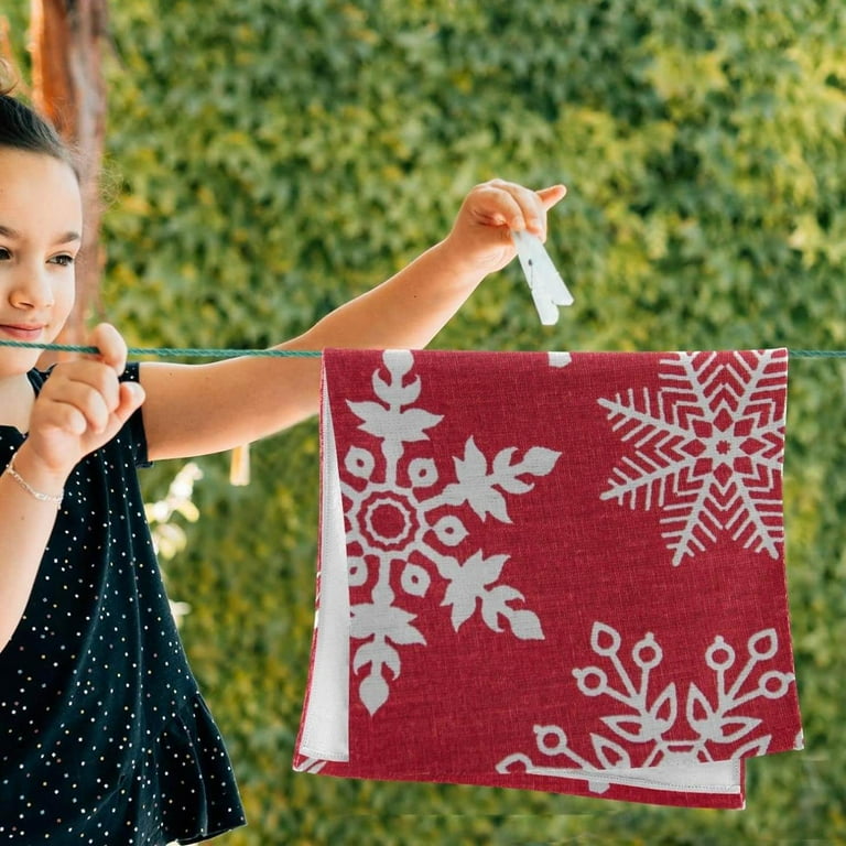 Christmas Red Snowflake Hand Towels New Year Theme Kitchen Towel Ultra Soft and Absorbent Decorative Fingertip Face Towel for Bathroom Hotel 2 PCS