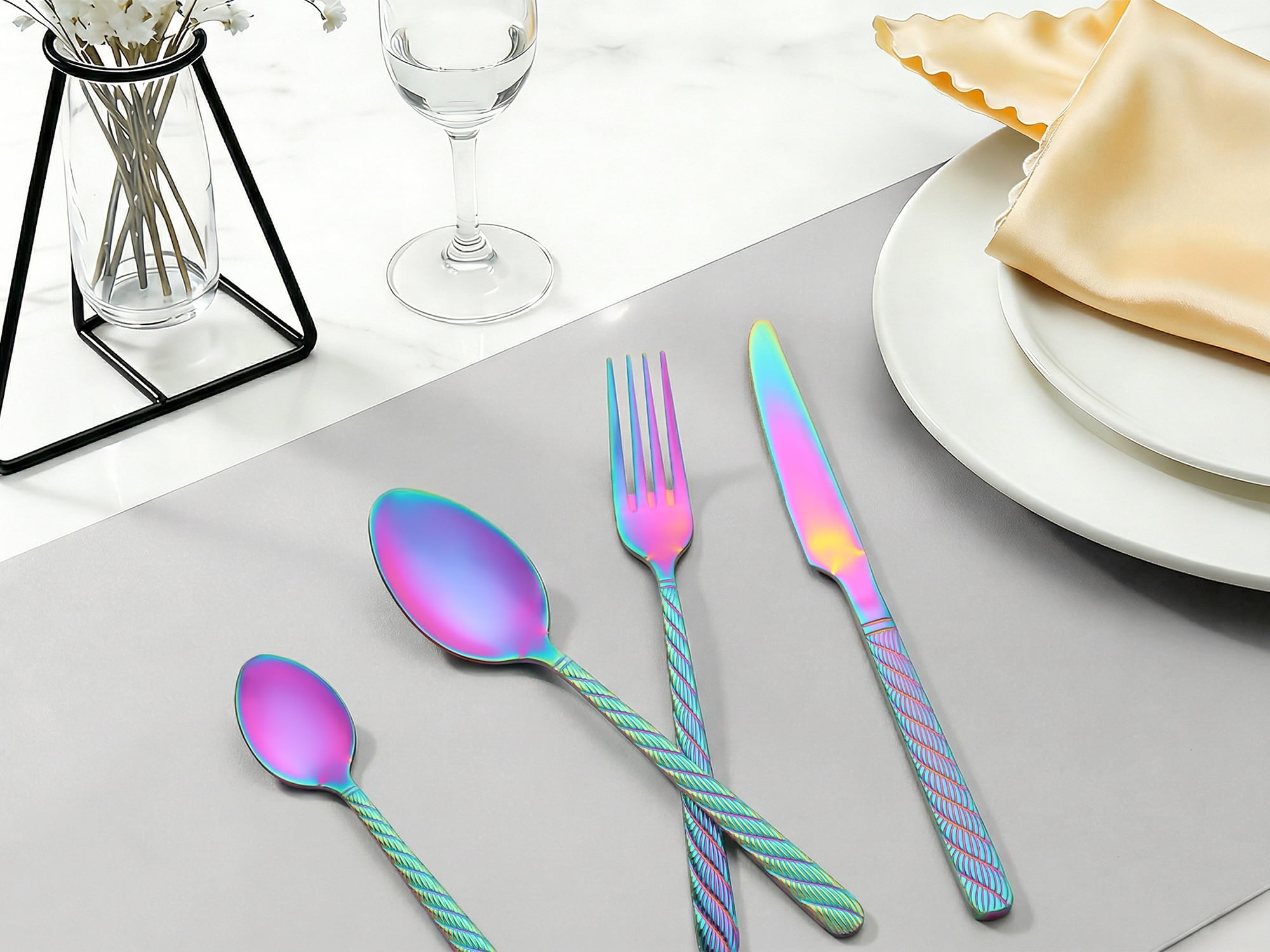 Unique Bargains 4 Piece Stainless Steel Flatware Set with Knife Spoons and Fork Colorful 4