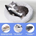 thumbnail image 3 of Juguetes de pescado para gatos: juguete interactivo con hierba gatera, pez de simulación de peluche móvil con carga USB, suministros para gatos que se pueden utilizar para morder, patear y d, 3 of 5