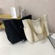 thumbnail image 1 of Fiudx Bolsa de Mensajero, Gran Capacidad, Impermeable, Diseño Práctico para Viajes, Múltiples Bolsillos para Organización, Bolsa de Deporte para Gimnasio, Fitness y Viajes, 30 X 30 X 7,5 Cm, 1 of 7