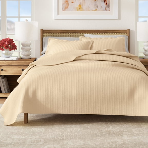 Great Bay Home Detailed Channel Stitch Microfiber All-Season Quilt Set With Shams (King, Oatmeal)