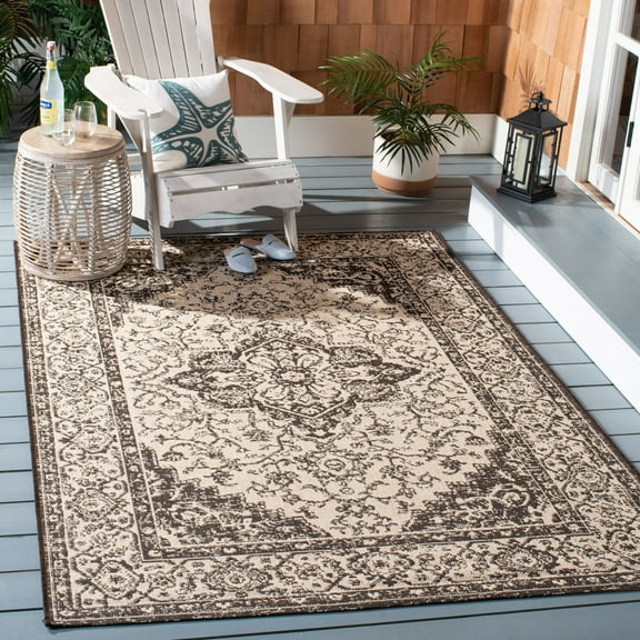 Safavieh Beach House Mai Traditional Outdoor Area Rug, Cream/Brown, 5'3" x 7'6"