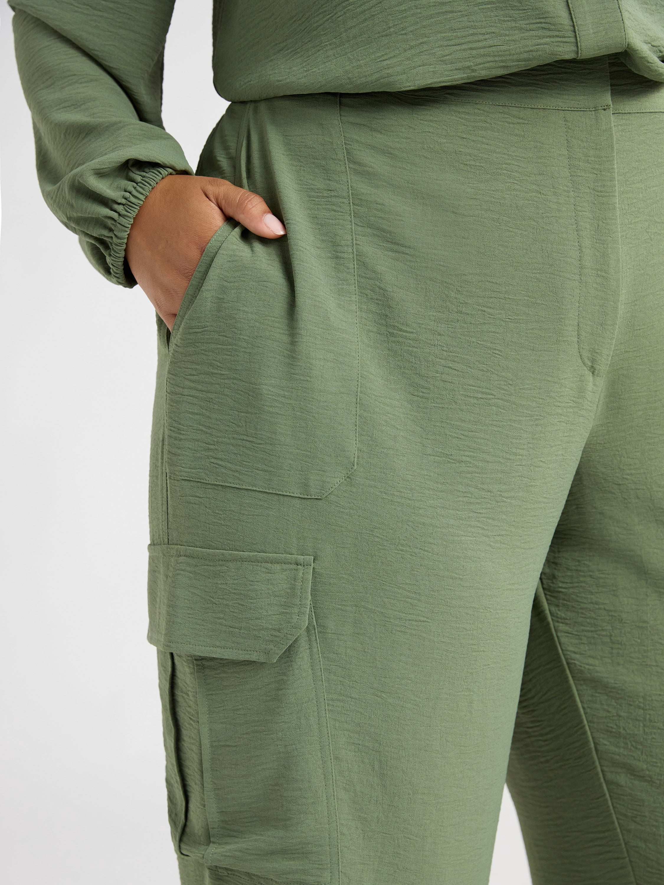 Sofia Jeans Women's and Women's Plus Utility Pants, Size XS-4X