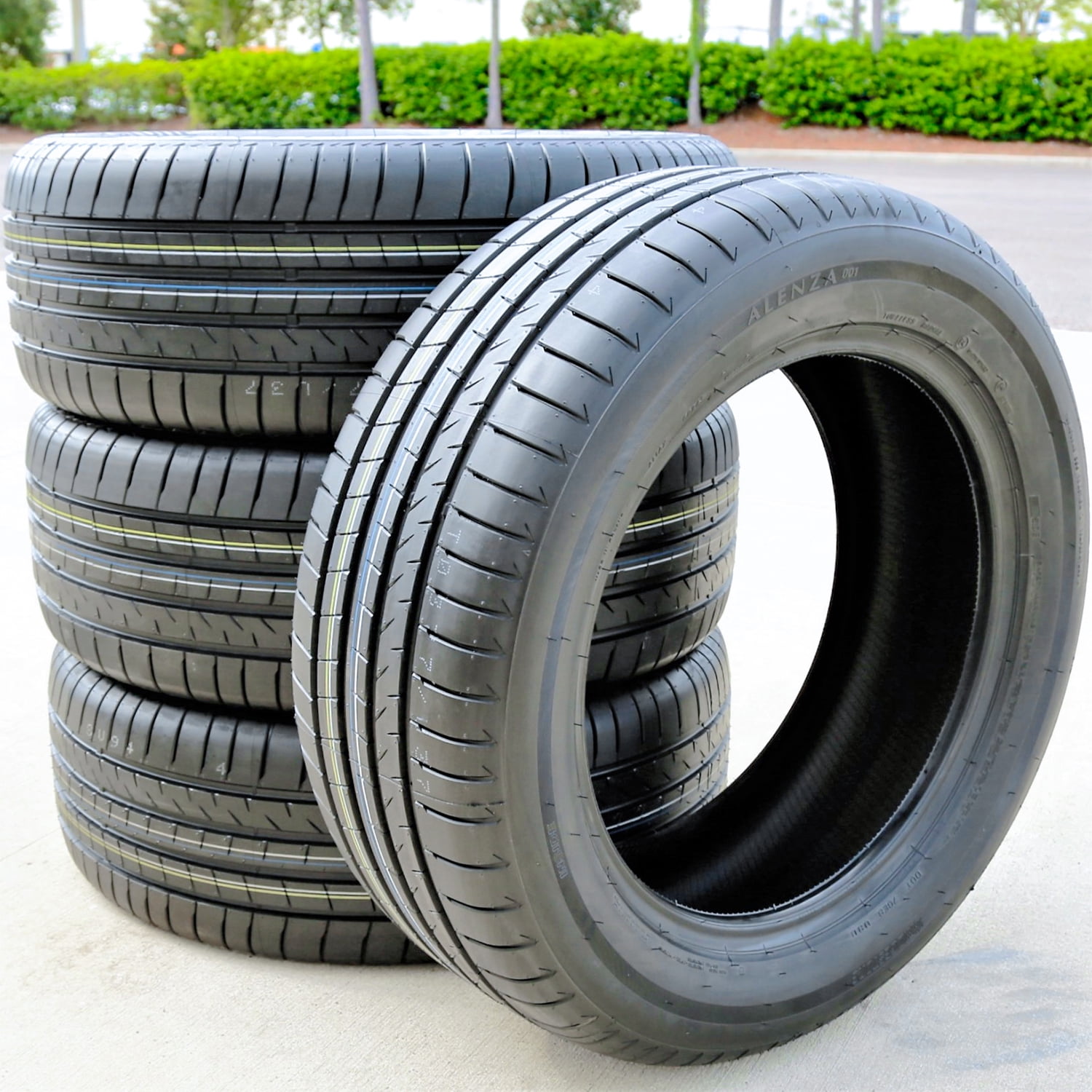 2本。BRIDGESTONE ALENZA 001 235/60R18 103W Bridgestone Alenza A/S 02, 235/60R18, All Season SUV Tire