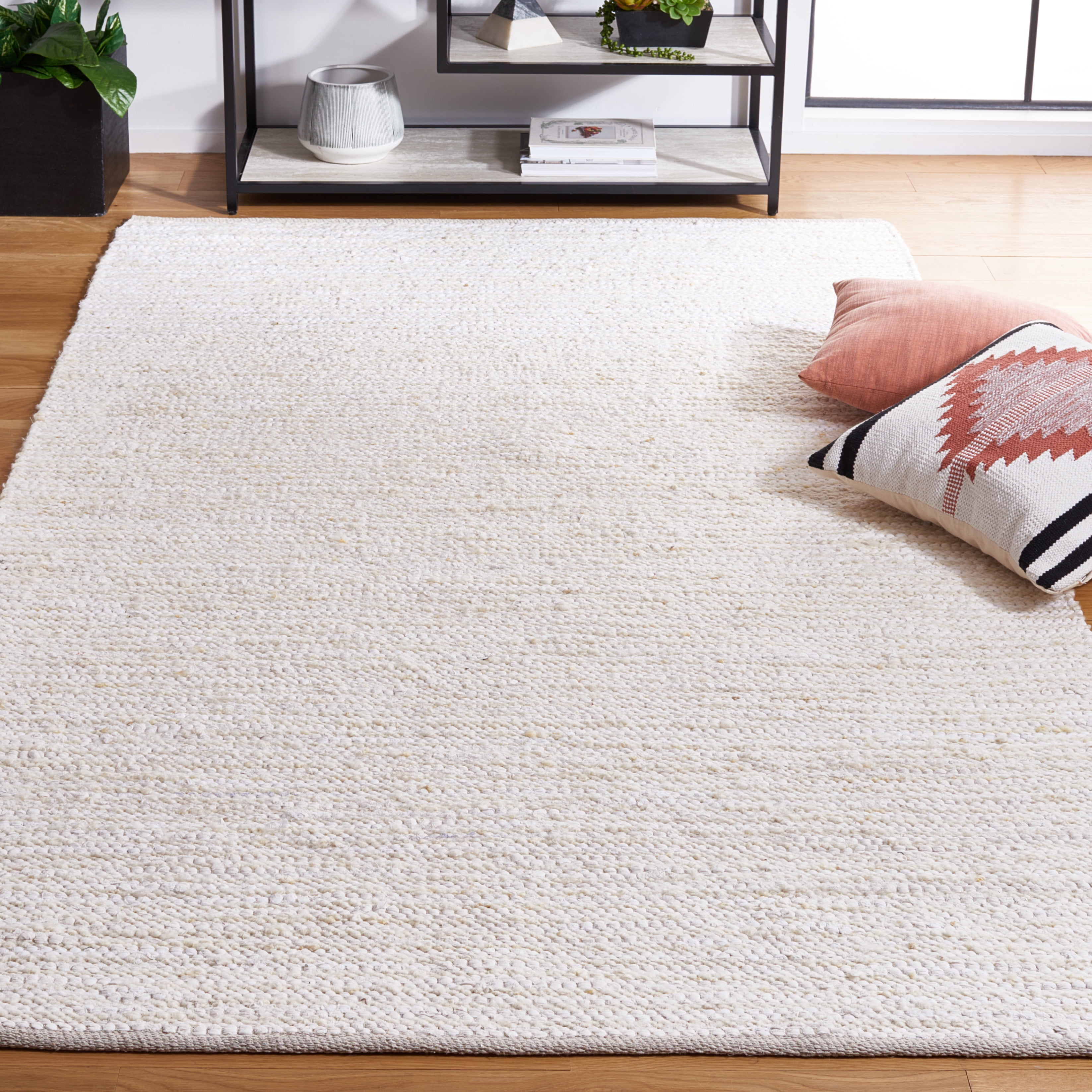 SAFAVIEH Natura Stephen Distressed Area Rug, Ivory/Beige, 8' x 10'