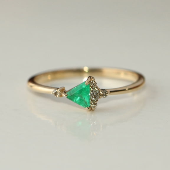 Triangle Shape Emerald & Cubic Zirconia Ring, 925 Sterling Silver Trillian Cut Emerald Cluster Ring Engagement Ring,