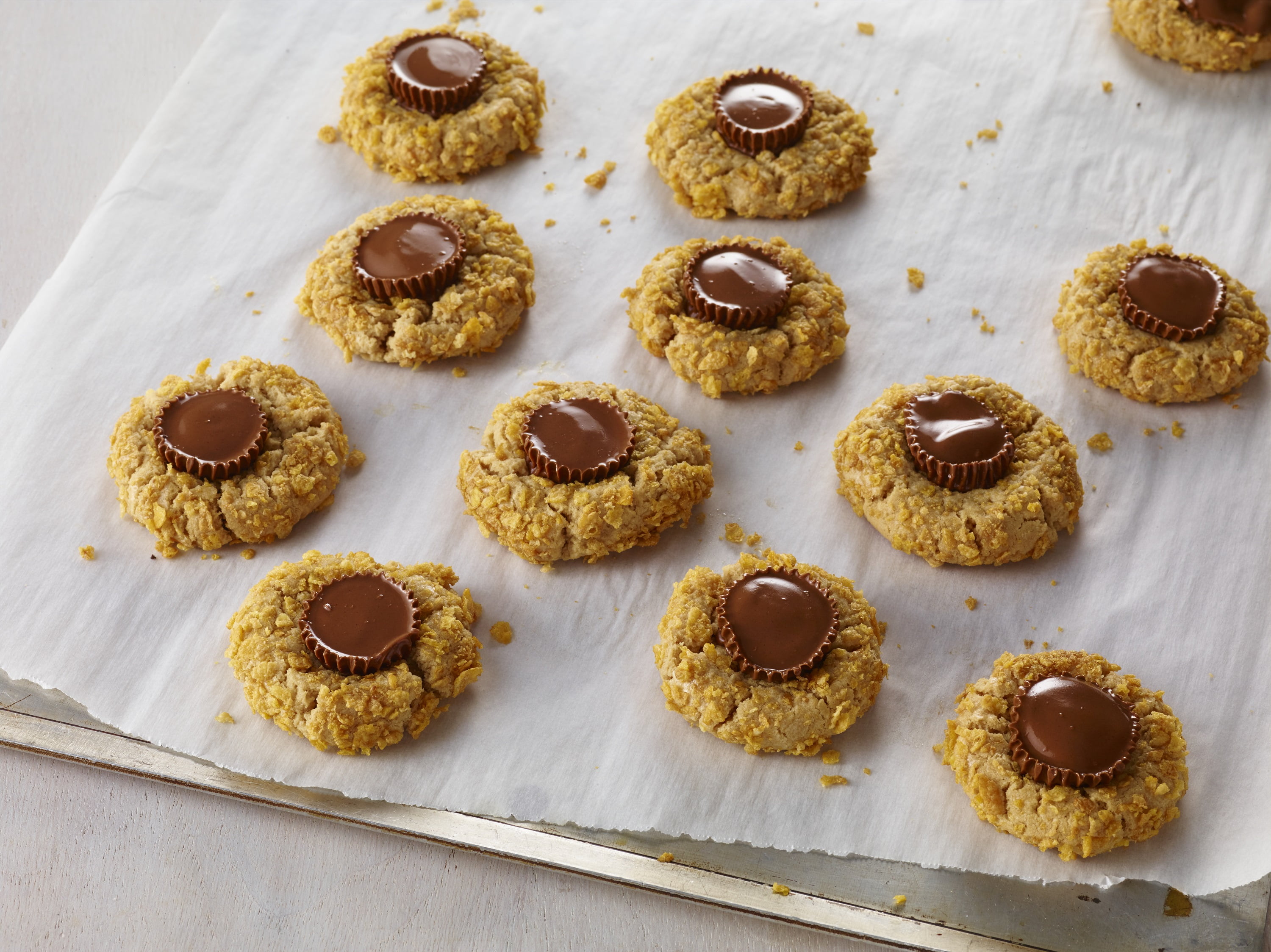 Reese's, Peanut Butter Cups Miniatures Chocolate Candy, 12 Oz.