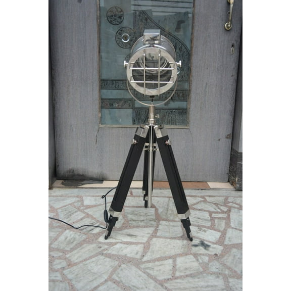 Vintage Hollywood Lamp Search Light Modern Floor Lamp With Adjustable Tripod Home Office Decorative Corner Lamp