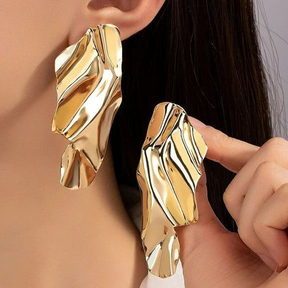 JennyShop New Exaggerated Long Hanging Earrings for Women Big Twisted Metal Dangle Earrings Cool Fashion Trendy European Ear Jewelry