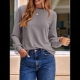 thumbnail image 4 of Sudadera de Mujer con Cuello Redondo, Larga, Corte Asimétrico y Dobladillo Curvo Gris M, 4 of 7