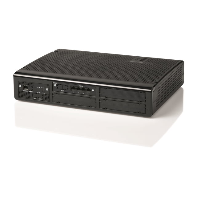 Gabinete de equipos: chasis NEC SL2100 para red principal y expansión